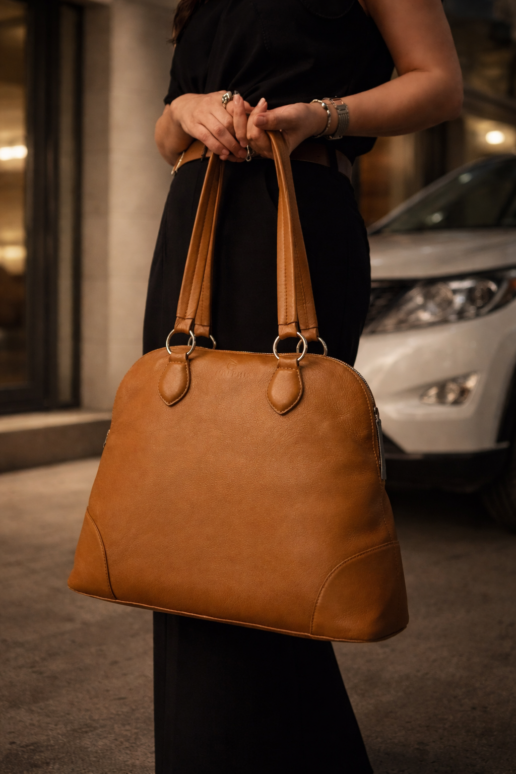 Solene Smart Tote