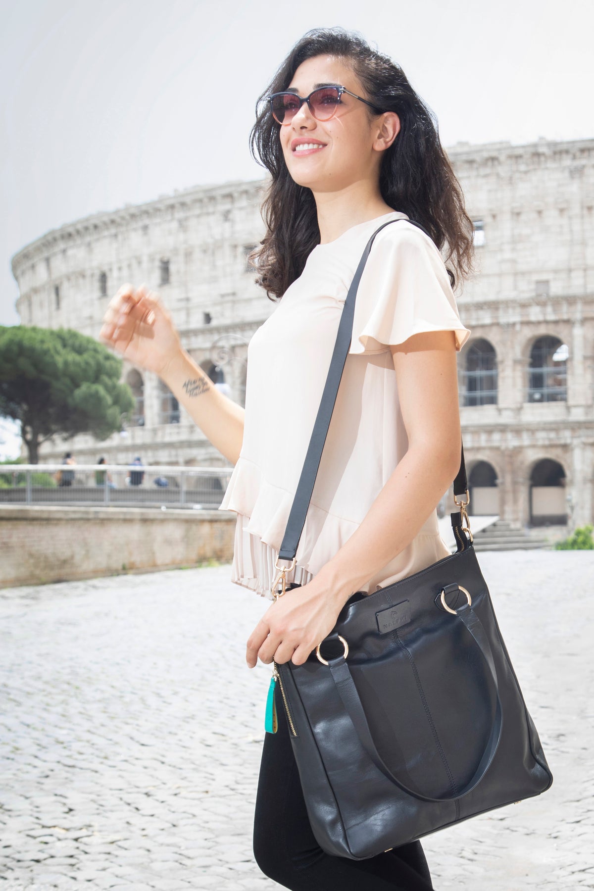 Edna Smart Shoulder Bag